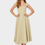 Timeless Airy Midi Dress with Elegant Line and Natural Movement
