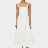 Timeless Airy Midi Dress with Elegant Line and Natural Movement