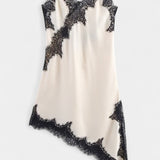 Kerry™ | Stylový bezramenný šaty