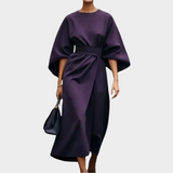 Chic Minimal Dress with Belt and Wide Sleeves